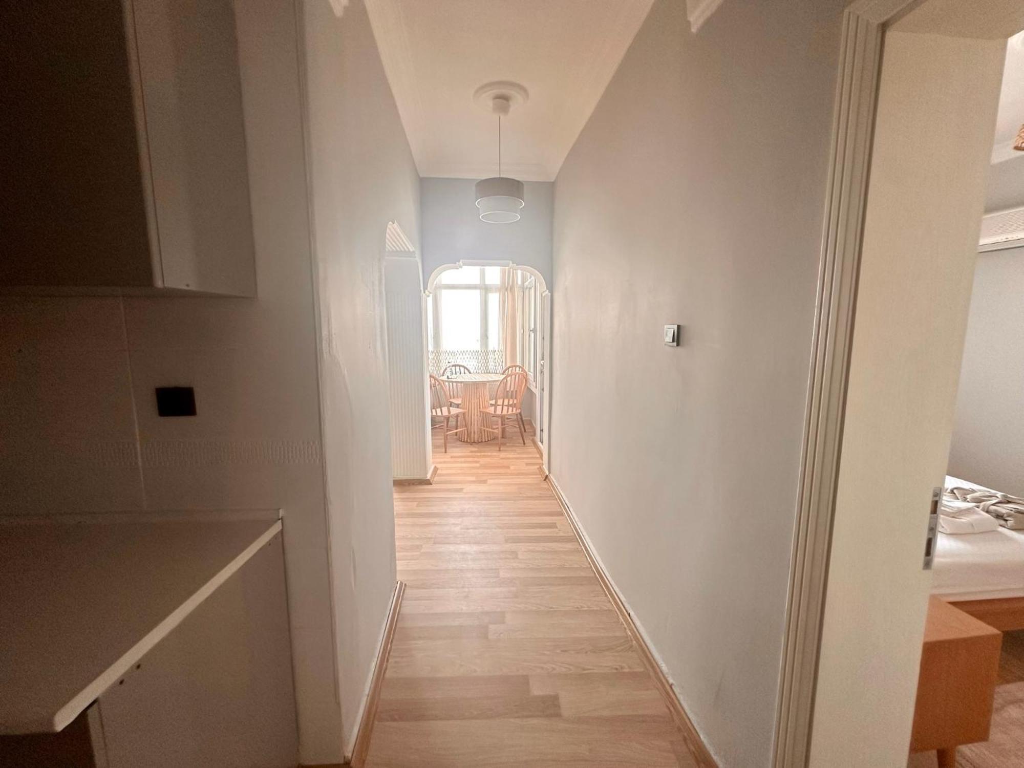 Tarihi Asansoer Sokaginda Appartement *